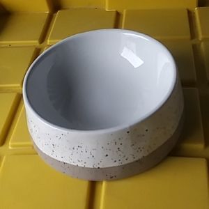 Paw & Tail sm ceramic pet bowl